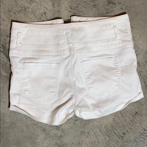High waisted white jean shorts - Picture 4 of 4